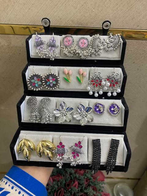 Mini Trending Jhumka Box - Premium Quality